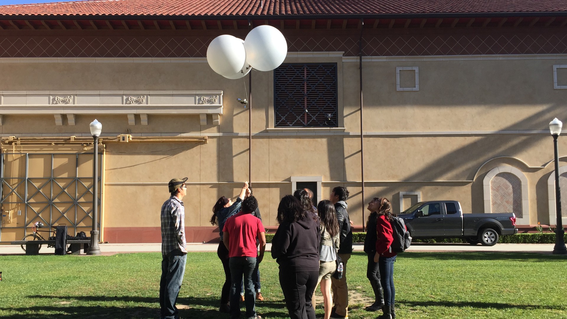 Sensing Kites